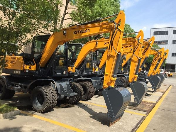 What to do when hydraulic oil of excavator is polluted and deteriorated