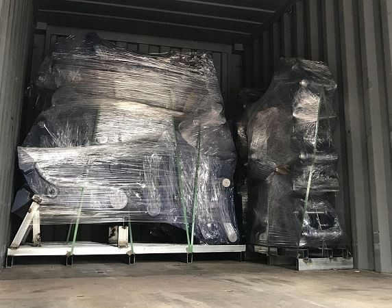 Excavator Parts Ordered By The New Customers Have Been Loaded This Afternoon