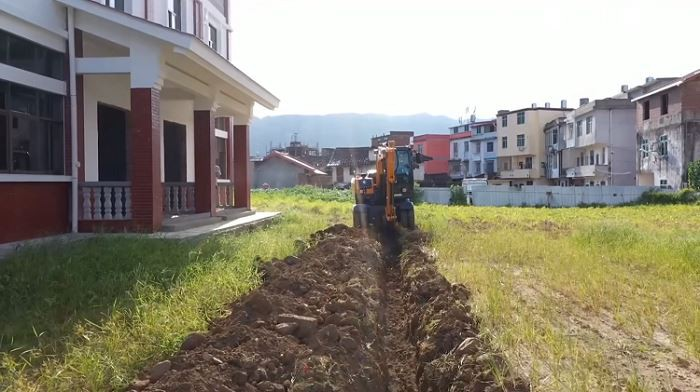 What should I do if all the data on the excavator display is zero