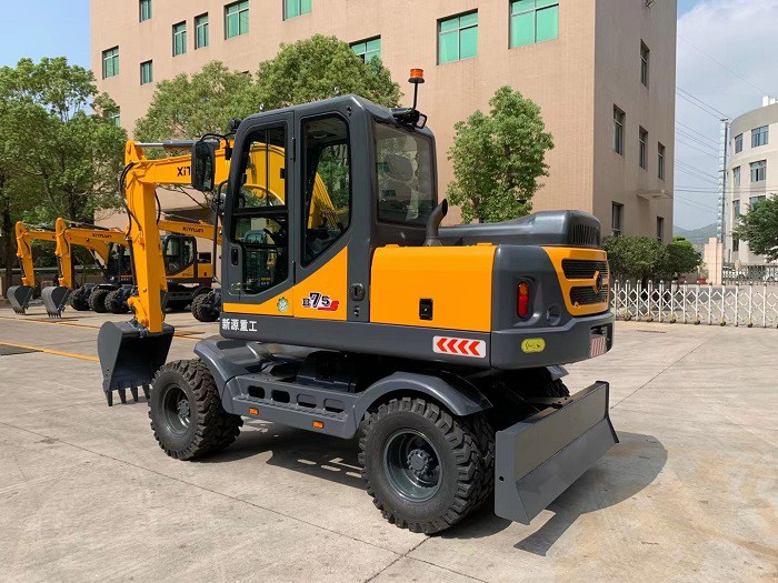 Possible consequences of ignoring the excavator oil pressure alarm