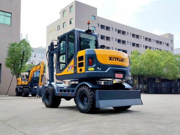 Why do excavators use grease? How can I add it better?