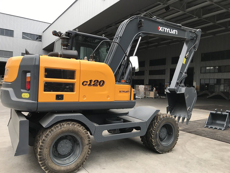 2 Units XINYUAN C120 Wheel Excavator Were Delivered To Pakistan